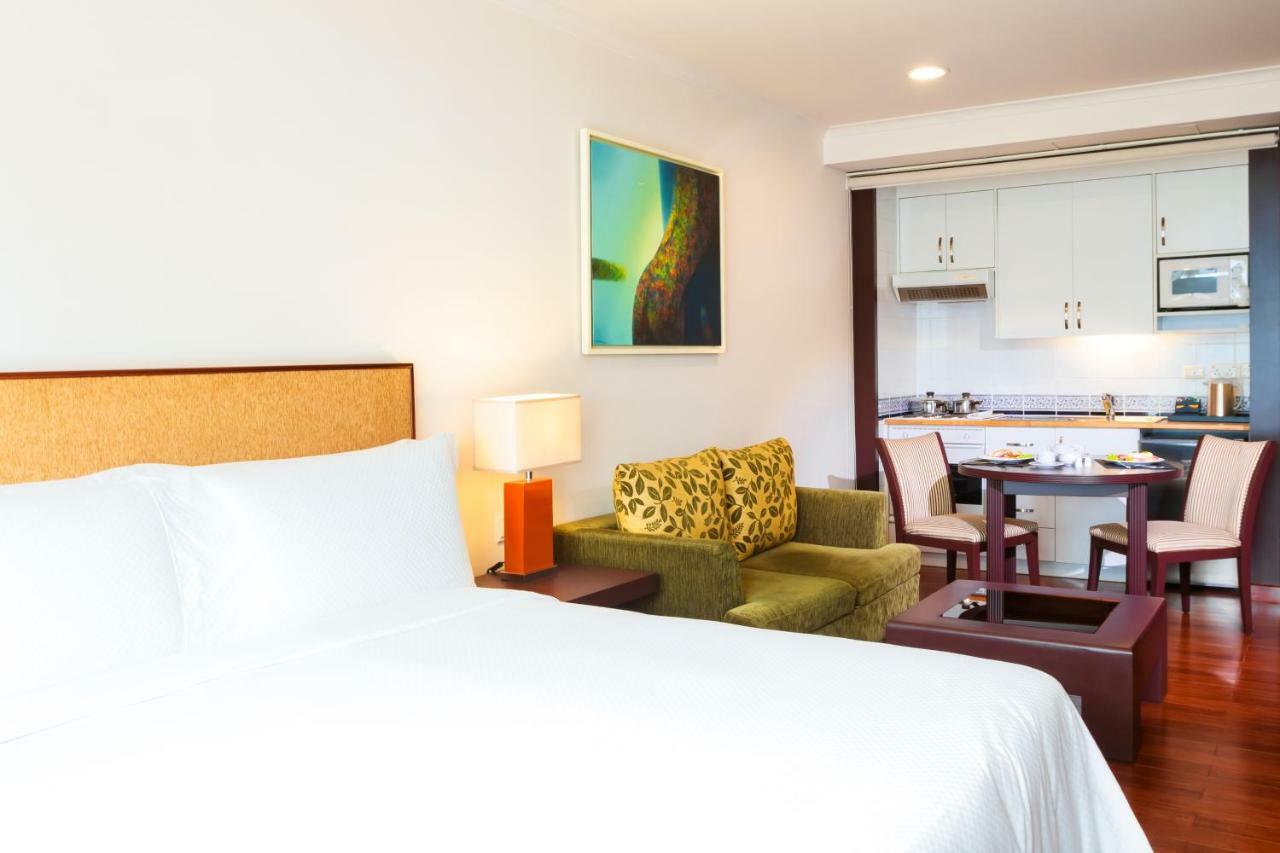 The Landmark Serviced Apartment - Managed By Peninsula Properties Хошимин Экстерьер фото